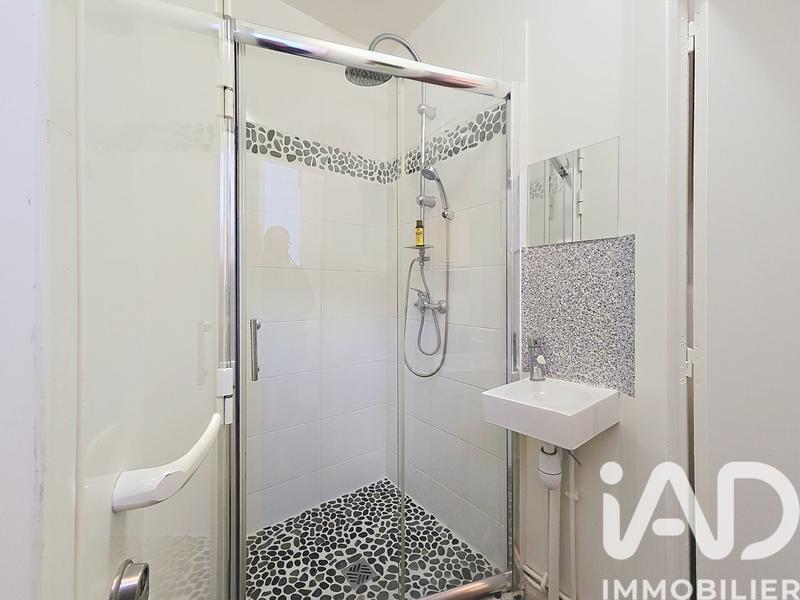 Studio - 12 m² - 1 pièce