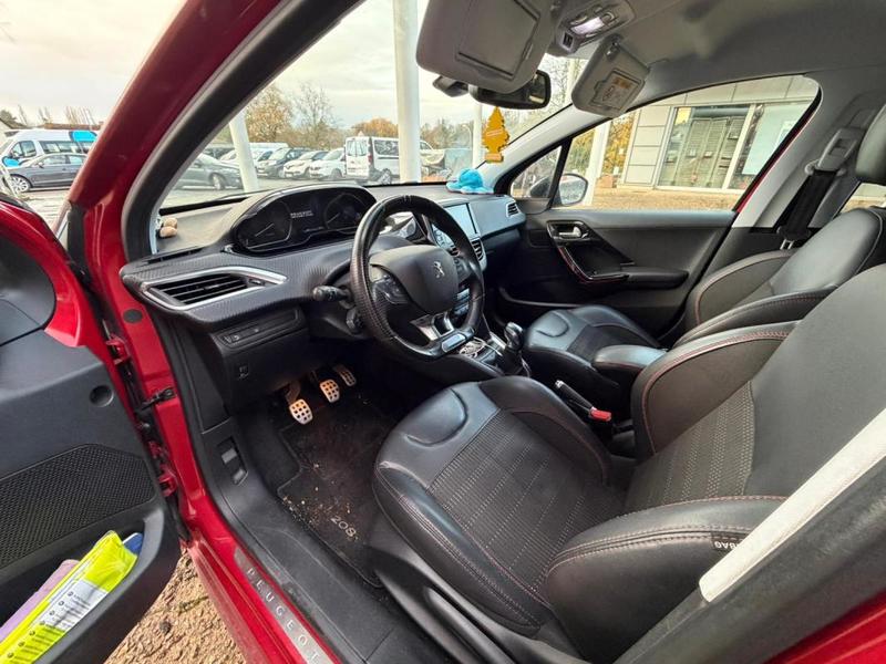 Peugeot 208 Gt Line 1.5 Bluehdi 102 Ch Garantie 6 Mois / Reprise Possible