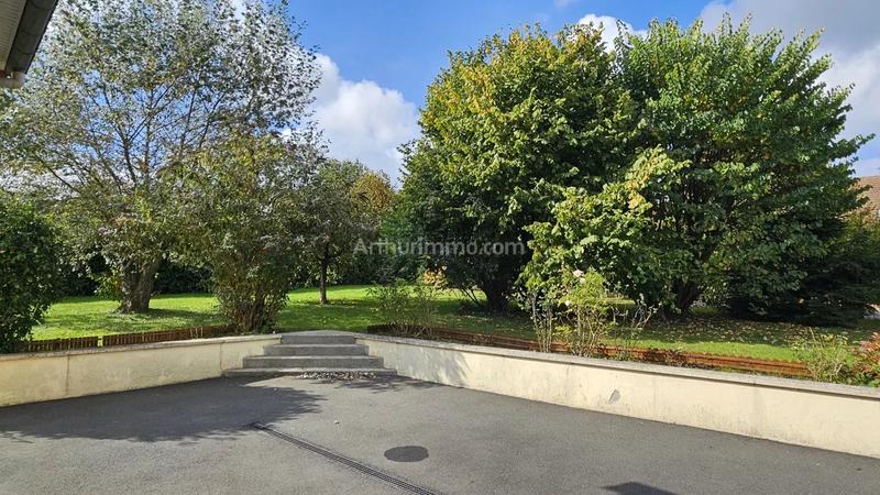 Maison - 147 m² - 8 pièces