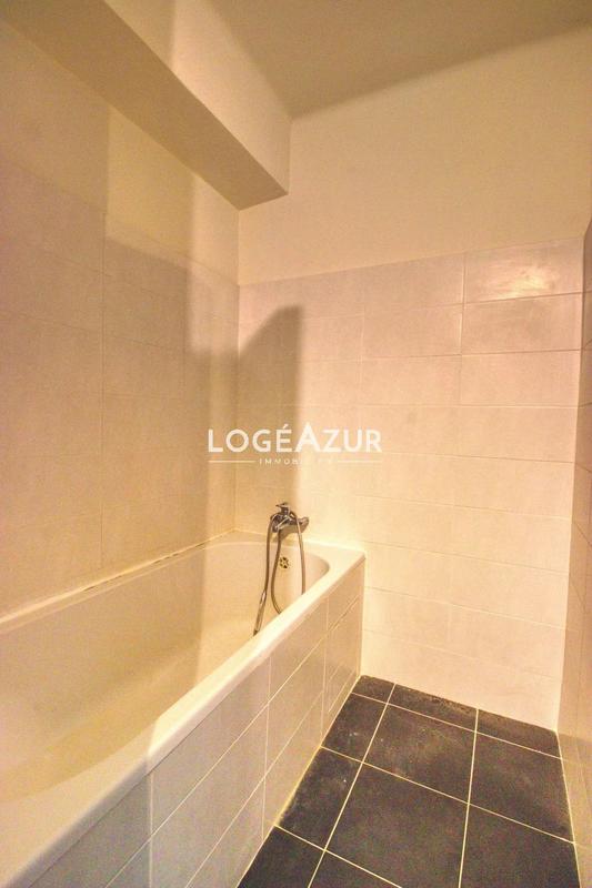 Appartement - 79 m² - 3 pièces