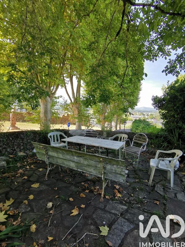 Maison de ville - 240 m² - 8 pièces