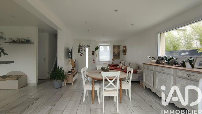 Maison - 86 m² - 4 pièces