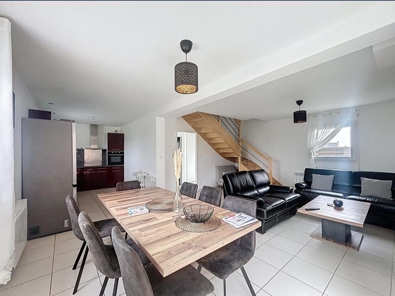 Maison - 83 m² - 5 pièces