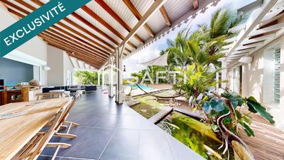 Villa - 240 m² - 5 pièces