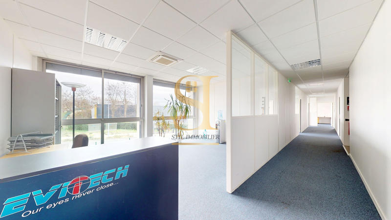 Bureau - 490 m² - 13 pièces