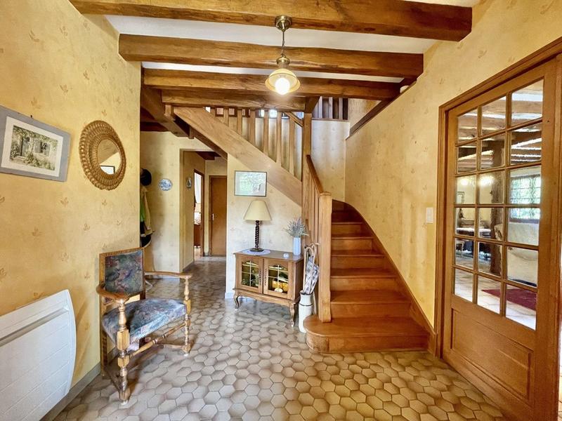 Maison traditionnelle - 155 m² - 6 pièces