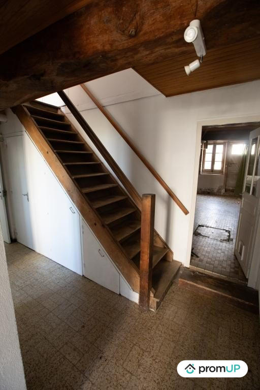 Maison - 198 m² - 11 pièces