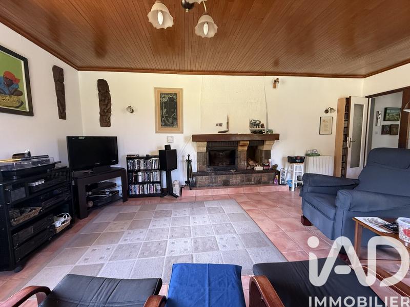 Maison - 140 m² - 8 pièces