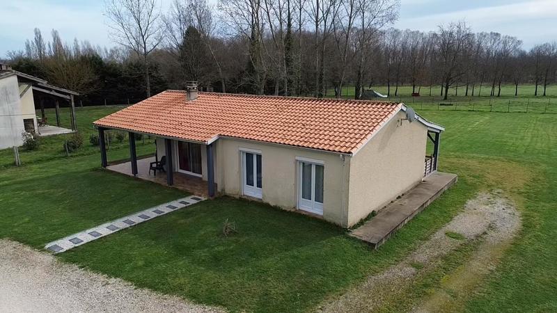 Maison - 90 m² - 4 pièces