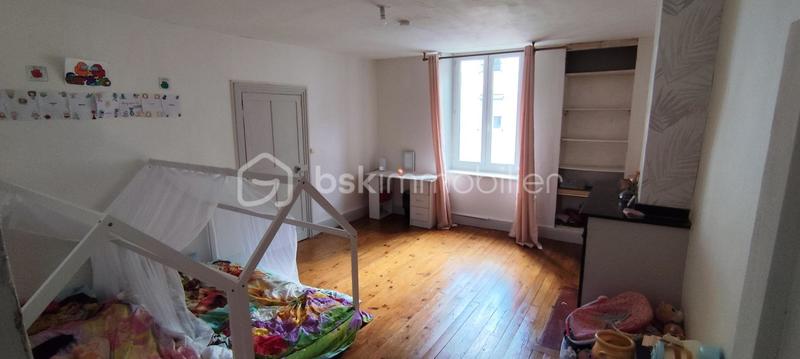 Maison ancienne - 162 m² - 8 pièces