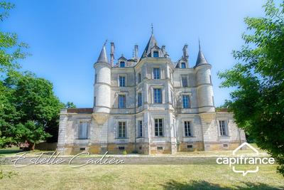 Château - 843 m² - 16 pièces