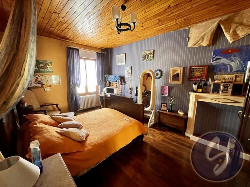 Maison - 150 m² - 5 pièces