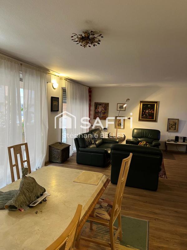 Appartement - 97 m² - 3 pièces