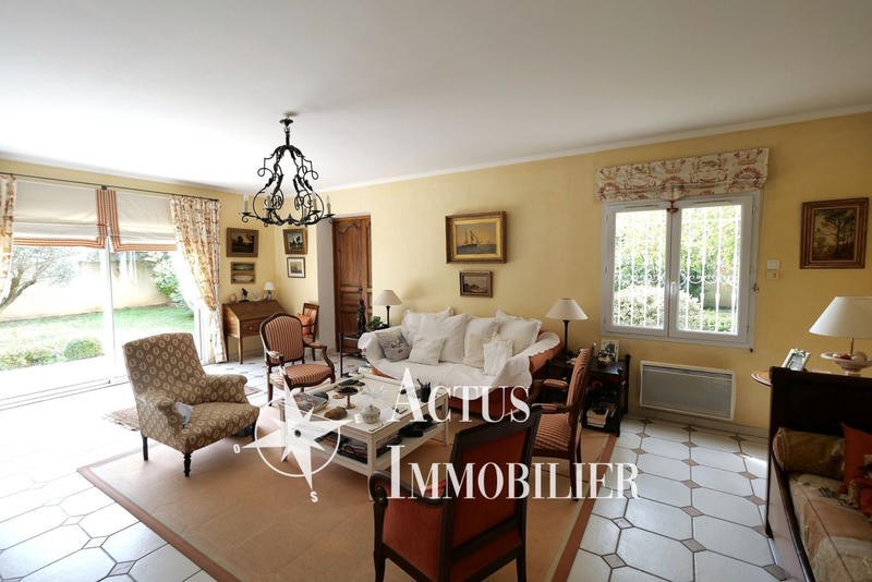 Maison - 190 m² - 6 pièces