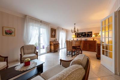 Maison - 162 m² - 6 pièces