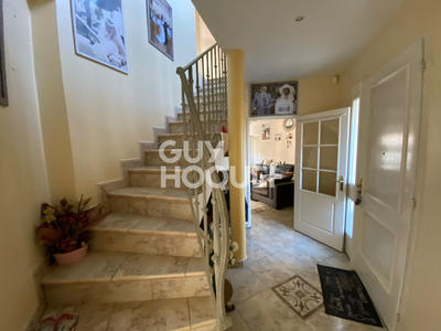 Maison - 140 m² - 8 pièces