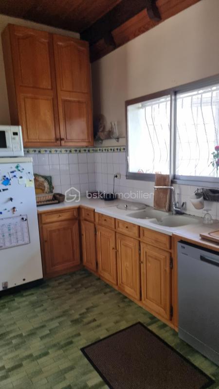 Maison - 214 m² - 7 pièces