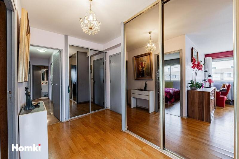 Appartement - 84 m² - 4 pièces