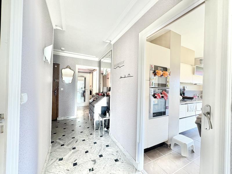 Appartement - 138 m² - 5 pièces