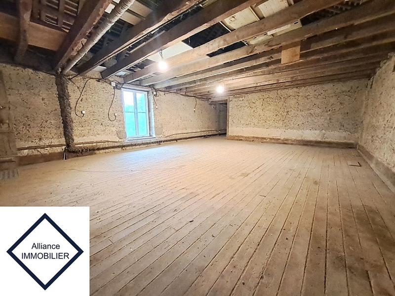 Maison - 290 m² - 16 pièces