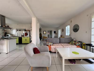Maison - 154 m² - 6 pièces