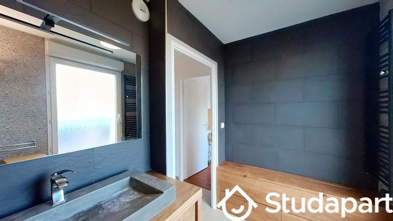 Chambre - 13 m² - 1 pièce