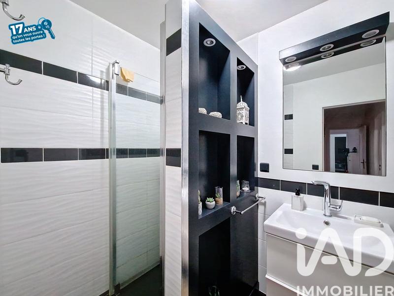 Appartement - 70 m² - 3 pièces