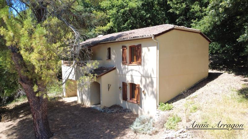 Maison - 107 m² - 4 pièces