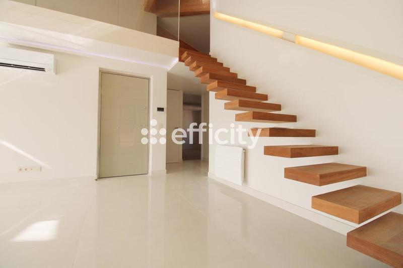 Appartement - 197 m² - 4 pièces