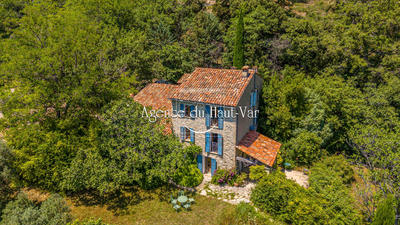 Mas - 191 m² - 6 pièces