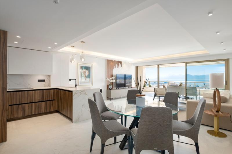 Appartement - 100 m² - 4 pièces