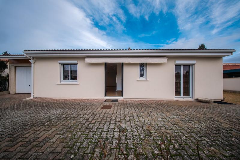 Maison - 121 m² - 5 pièces