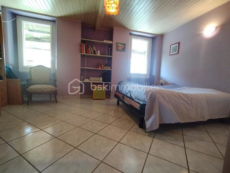 Appartement - 130 m² - 4 pièces