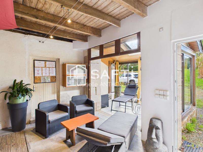 Propriété - 268 m² - 7 pièces