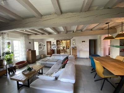 Maison en pierre - 225 m² - 8 pièces