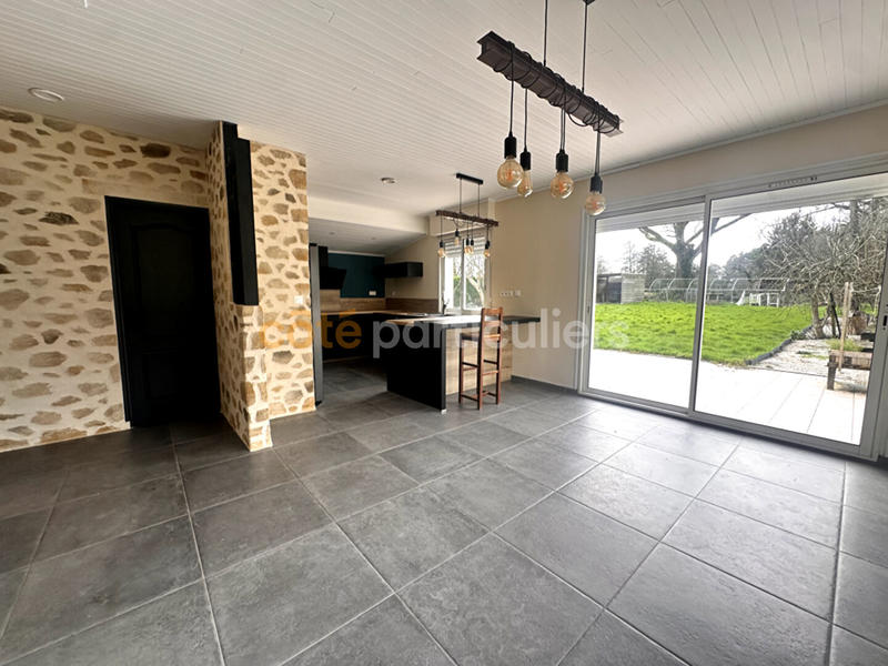 Maison - 155 m² - 6 pièces