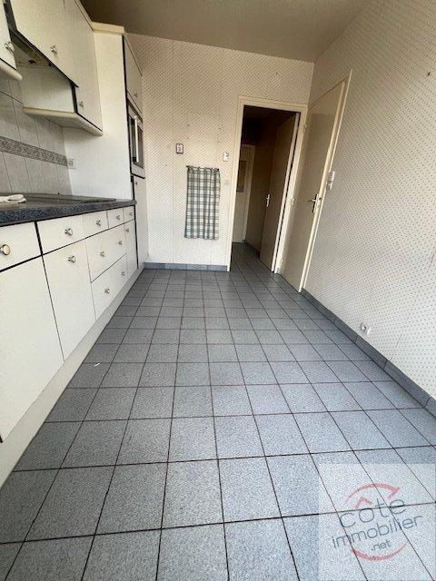Appartement - 90 m² - 3 pièces