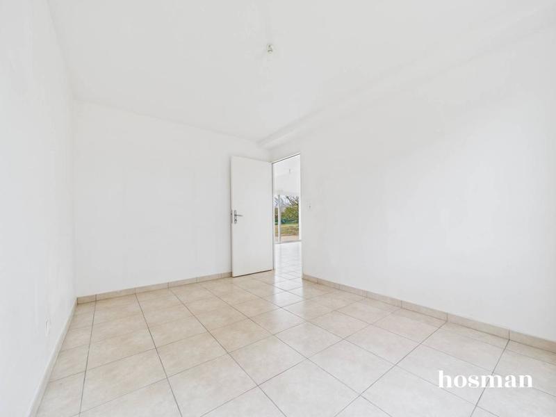 Maison - 96 m² - 4 pièces