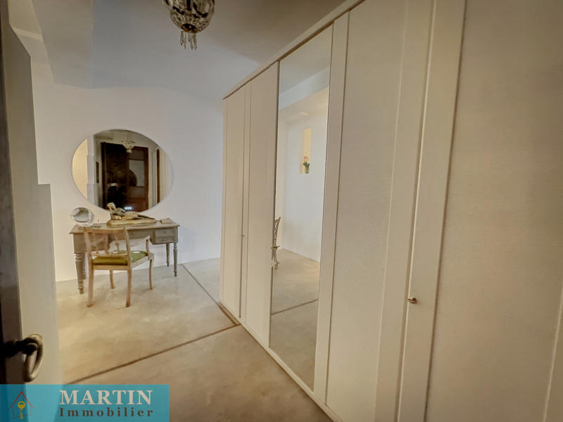 Maison de village - 234 m² - 10 pièces