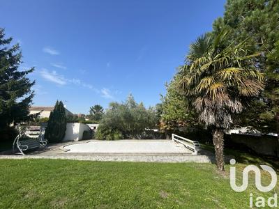 Maison - 102 m² - 5 pièces