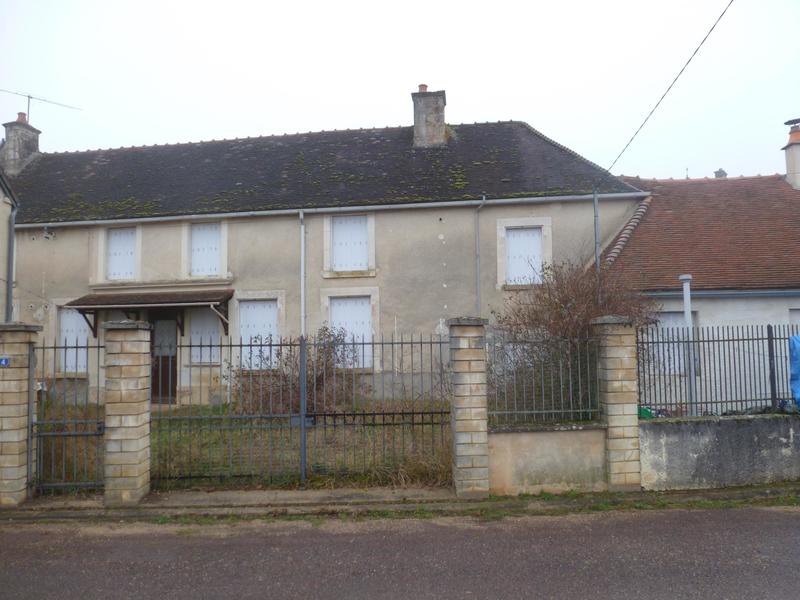 Maison - 165 m² - 8 pièces