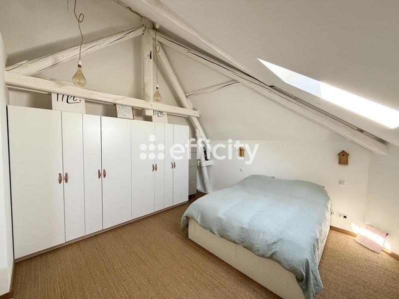 Maison en pierre - 190 m² - 7 pièces