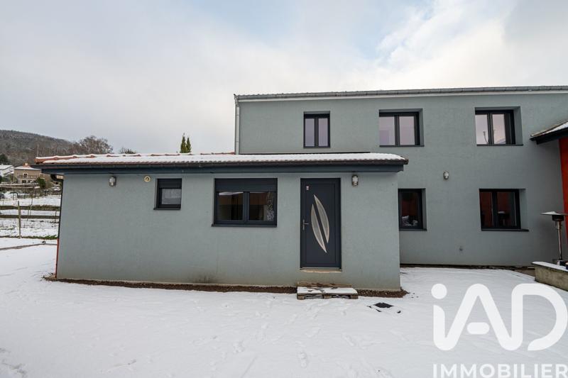 Maison - 111 m² - 4 pièces