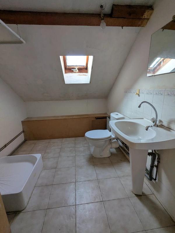 Maison - 167 m² - 7 pièces