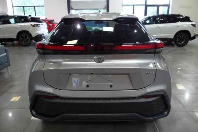 Toyota c-Hr Hybride 140 Design Business