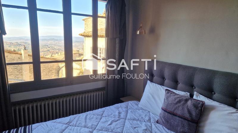 Maison - 182 m² - 6 pièces