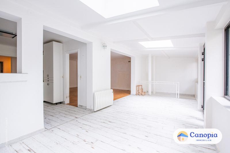 Maison - 170 m² - 8 pièces