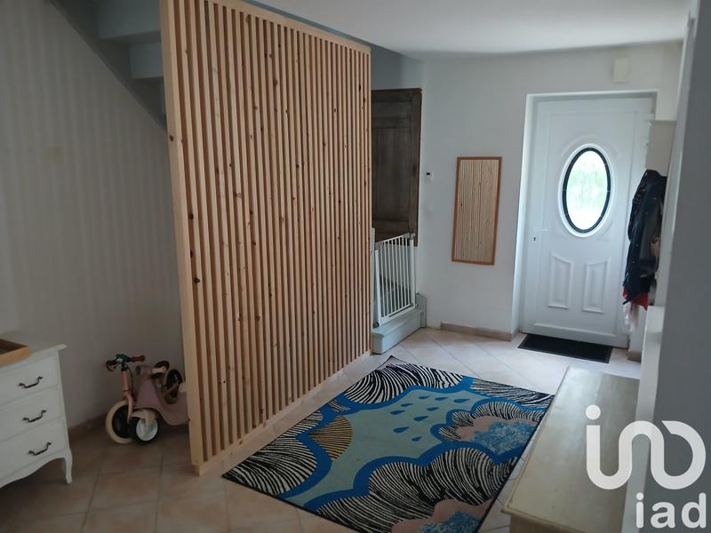 Maison - 240 m² - 9 pièces