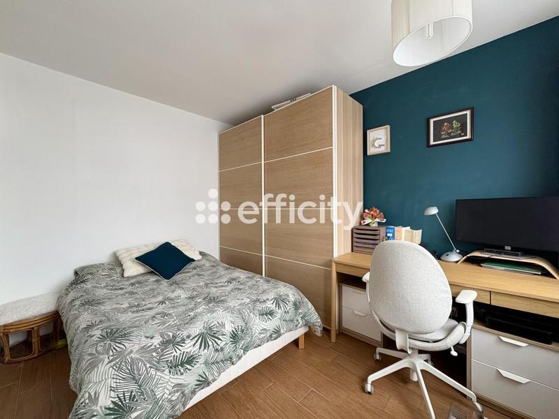 Appartement - 90 m² - 4 pièces