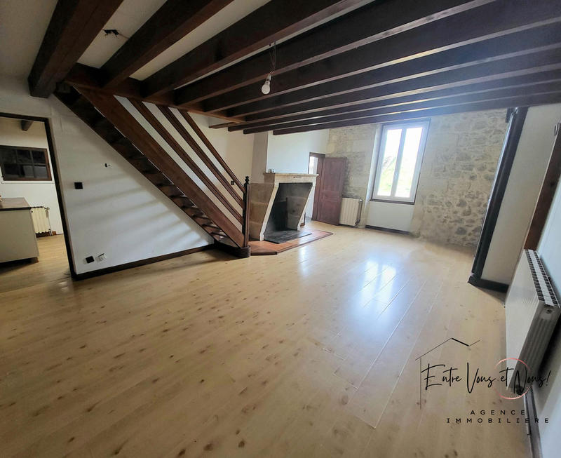 Maison - 336 m² - 8 pièces